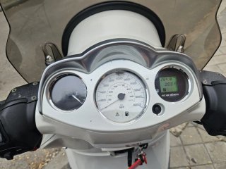 Aprilia Scarabeo 300 S Blanca