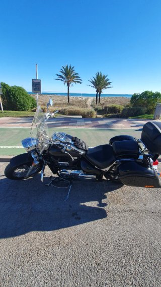 Suzuki Intruder 800cc Negra