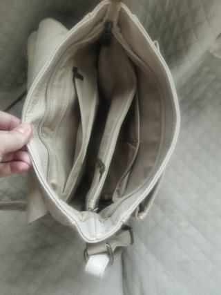 Bolso bandolero piel  beige tachuelas