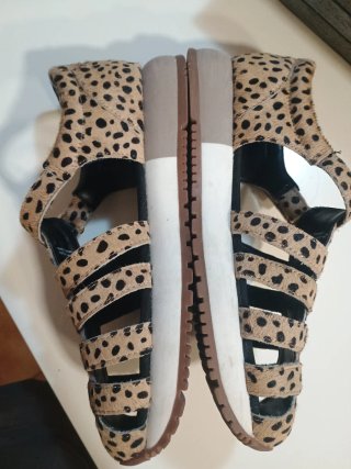 Sandalias Giuseppo Animal Print, sujeción,pelito
