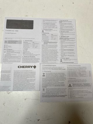 : Teclado Cherry KC 1000 Negro