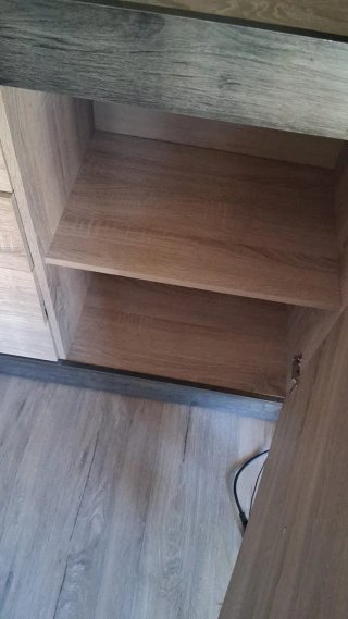 Mueble TV madera y negro