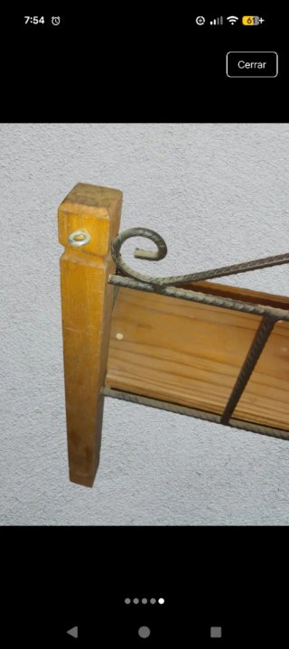 Estantería madera y hierro