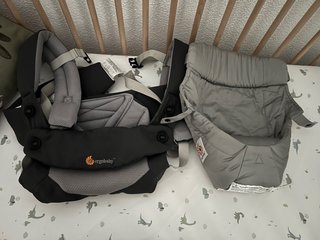 Mochila Ergobaby 360 + Reductor Recién Nacido