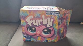 Furby Arcoíris con Alas. Español