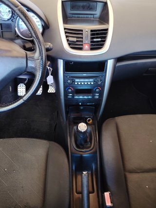 Peugeot 207 2009