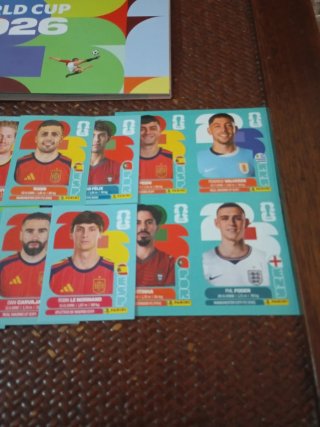 Álbum Mundial 2026 + 20 cromos jugadores.
