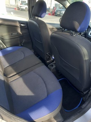 Peugeot 206 Plus