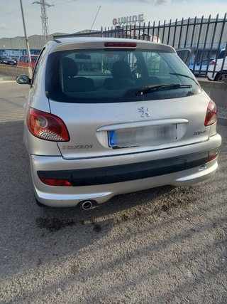 Peugeot 206 Plus