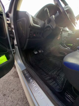 Peugeot 206 Plus