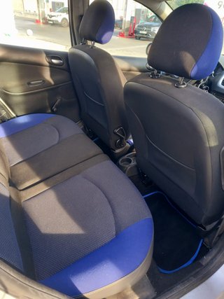 Peugeot 206 Plus