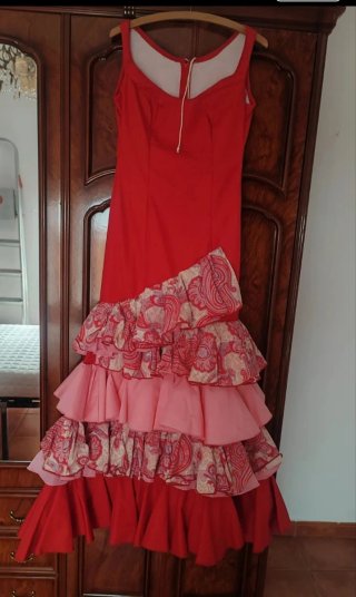 Traje de flamenca con volantes