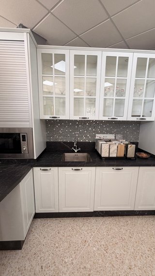 Cocina Clásica Premium Blanca y Negra