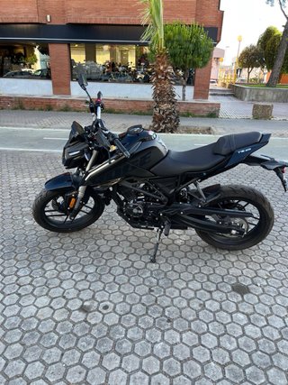 Moto Voge 125R Negra