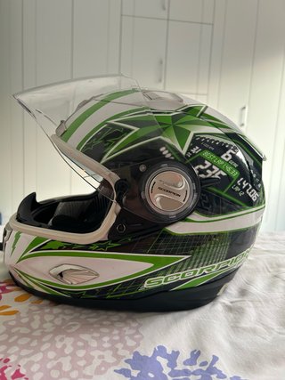 Casco de moto Scorpion