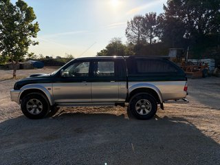 Mitsubishi L 200 2004