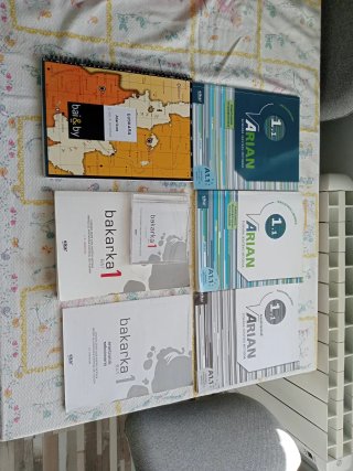 Libros euskera arian y bakarka nivel 1