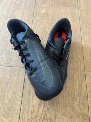 Botas de fútbol Nike Phantom