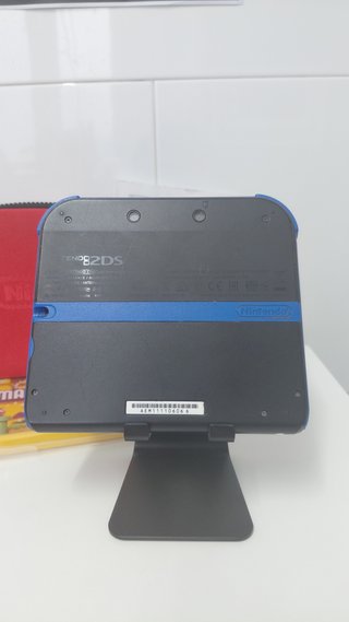 Nintendo 2DS Edizione Speciale Super Mario Bros. 2