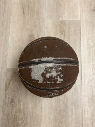 Palla da basket marrone