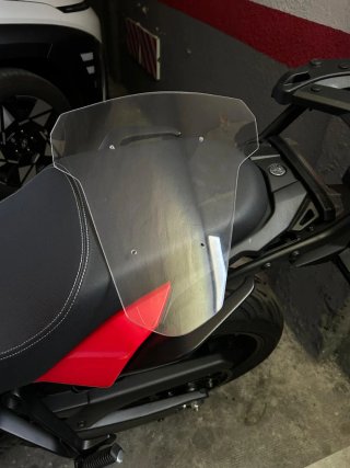 Cúpula moto transparente