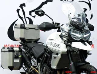 TRIUMPH TIGER 800 XCA ¿A2?