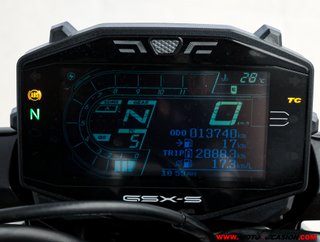 SUZUKI GSX-S 1000
