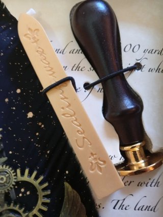 Pluma Steampunk con Accesorios