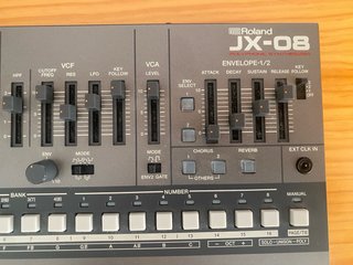 Roland JX-08 Boutique + PG-800 + Funda Roland
