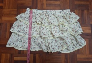 Falda volantes floral T.38