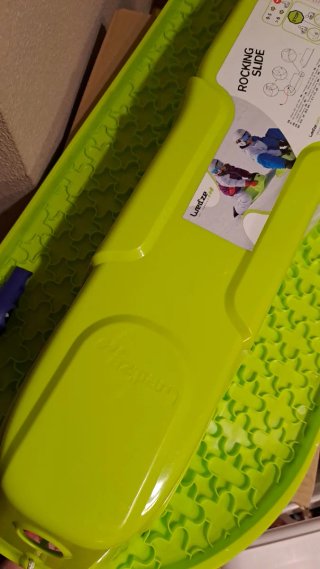 Trineo verde Decathlon nuevo
