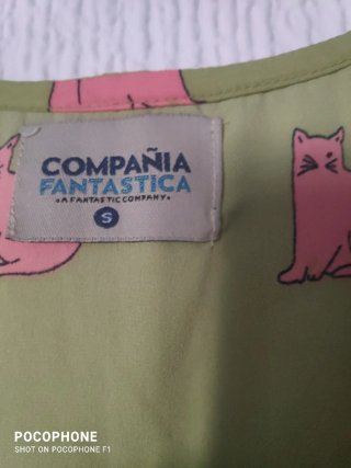 Blusa Compañia Fantastica Gatos Talla S