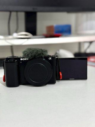 Cámara Sony ZV-E10 solo cuerpo