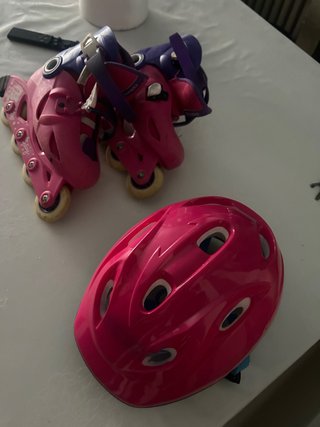 Patines rosas y casco protector vale para 5 años 9