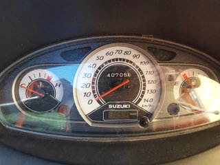 Suzuki Burgman 125cc Maxi Scooter Gris