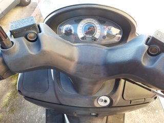 Suzuki Burgman 125cc Maxi Scooter Gris