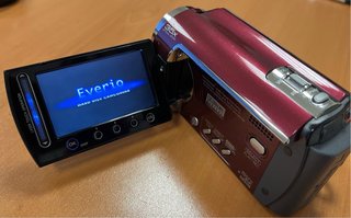 Videocámara JVC Everio 30 GB Roja