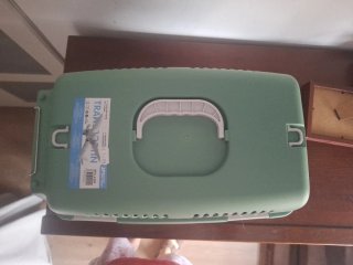 Transportín para mascotas verde y blanco