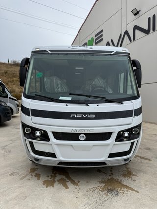 Autocaravana Integral McLouis Nevis 879