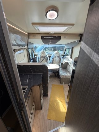 Autocaravana Integral McLouis Nevis 879