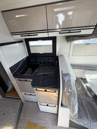 Autocaravana Integral McLouis Nevis 879