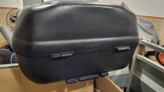 Baúl SHAD  SH44 + Soporte