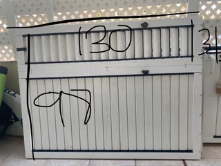 Puerta y ventanas fijas de  aluminio blanco