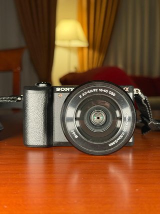 Sony a5100 + Objetivo Kit 16-50mm
