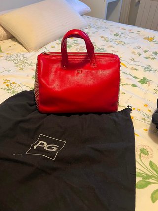 Bolso PG Rojo con Tachuelas