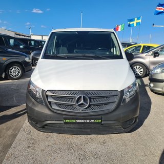 Mercedes Vito Furgón Isotérmico Frigorífico Largo