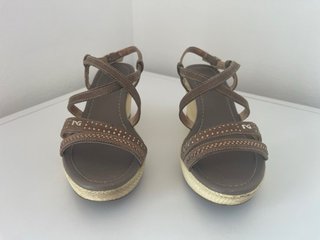 Sandalias cuña Nero Giardini Talla 37