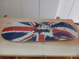 Tabla Skate Blackout 9.5 Old School