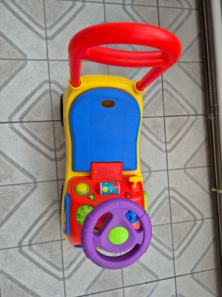 Correpasillos infantil con luces y sonido