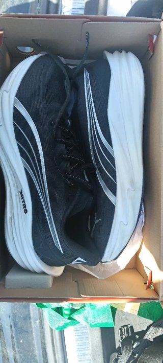 Zapatillas Puma Deviate Nitro 4 Negras/Blancas